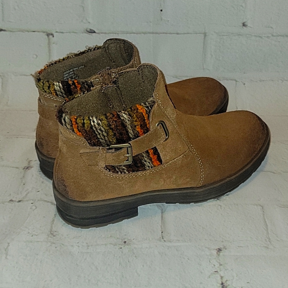 Earth Origins Leather Ankle Boots